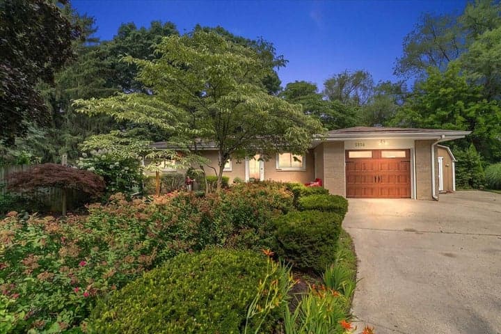 5236 Wilshire Terrace, St. Joseph, MI 49085