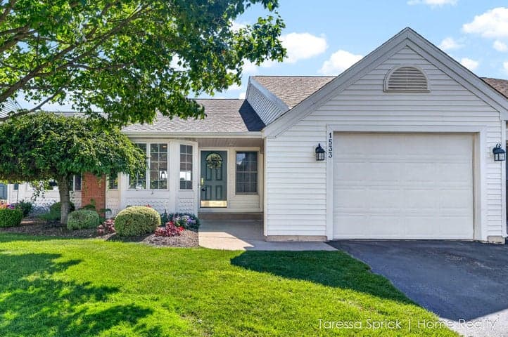 1533 Castlemaine Drive, Zeeland, MI 49464