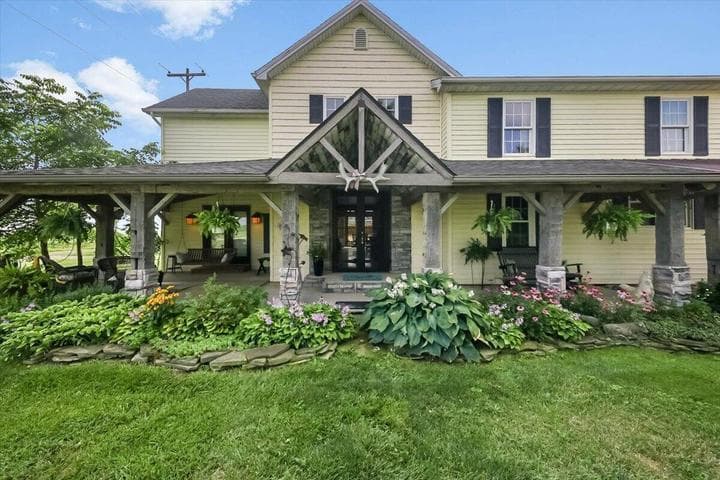 12351 Mulberry Road, Ottawa Lake, MI 49267