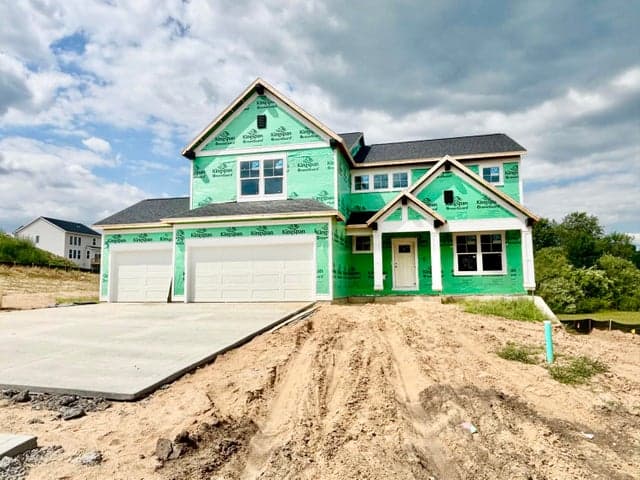 8321 Kettle Oak Drive SE, Alto, MI 49302