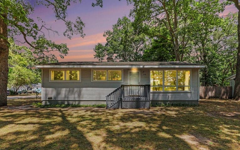 290 Eric Avenue, Muskegon, MI 49444
