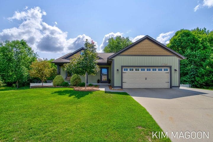 12569 Canterbury Court, Grand Haven, MI 49417