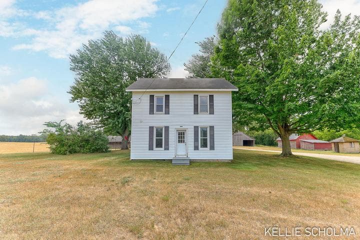 9448 Pierce Street, Allendale, MI 49401