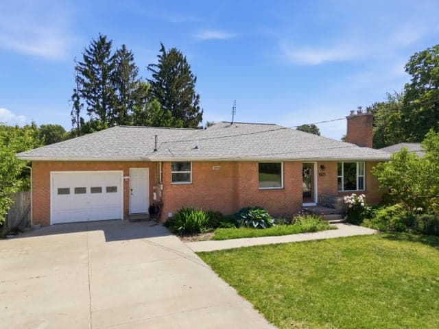 3706 Navaho Street SW, Grandville, MI 49418