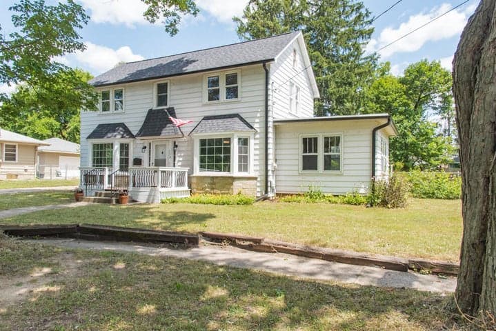 1112 Washburn Avenue, Kalamazoo, MI 49048