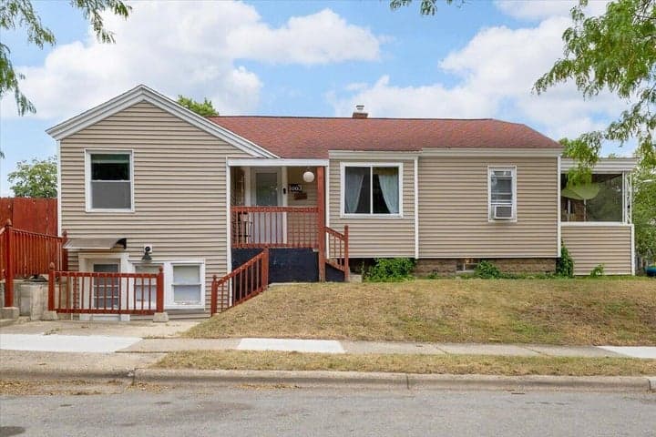 1003 Merritt Street SE, Grand Rapids, MI 49507