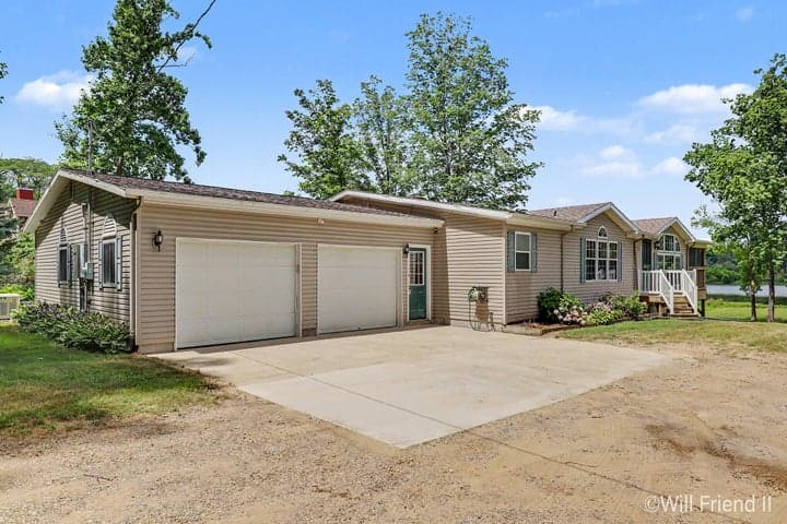 3069 Perch Drive, Allegan, MI 49010