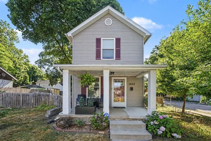 1250 Ford Avenue NE, Grand Rapids, MI 49505