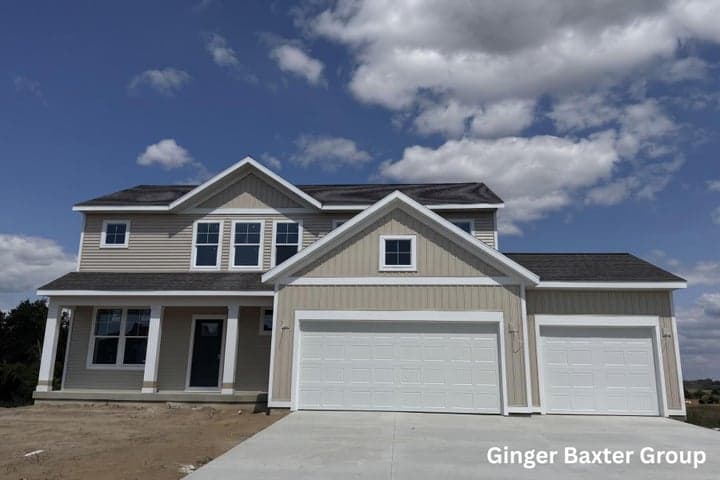 11516 Shoreline Drive 104, Allendale, MI 49401