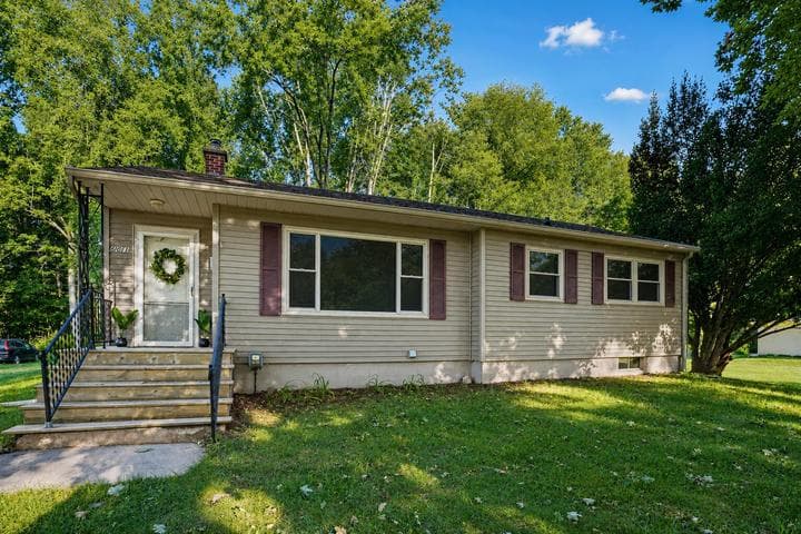 601 Marcelletti Avenue, Paw Paw, MI 49079