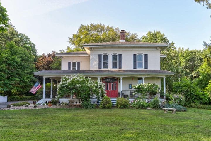 72861 8th Avenue, South Haven, MI 49090