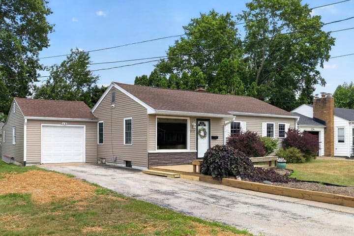 2117 Dorchester Avenue, Kalamazoo, MI 49001