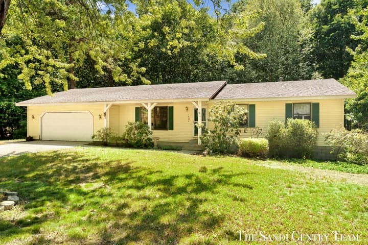 14504 Cameron Court, Grand Haven, MI 49417