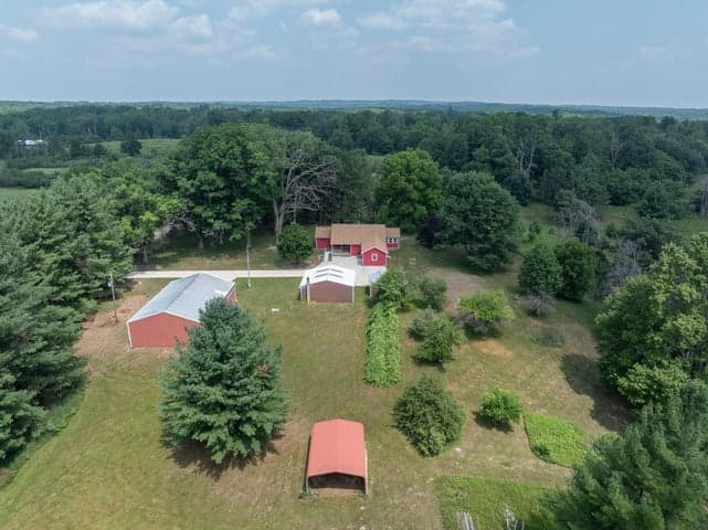 3820 N Beech Avenue, White Cloud, MI 49349