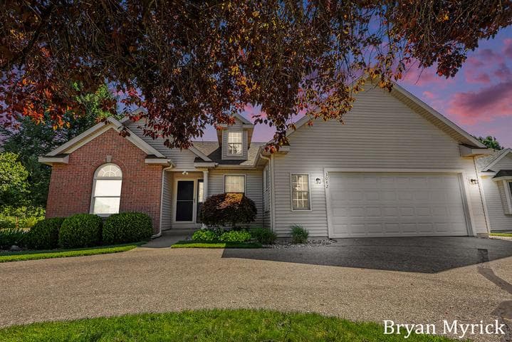 3042 Roberts Way, Holland, MI 49424