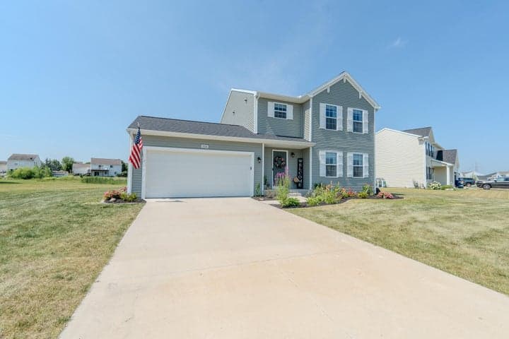 2014 Orlov Drive, Hudsonville, MI 49426
