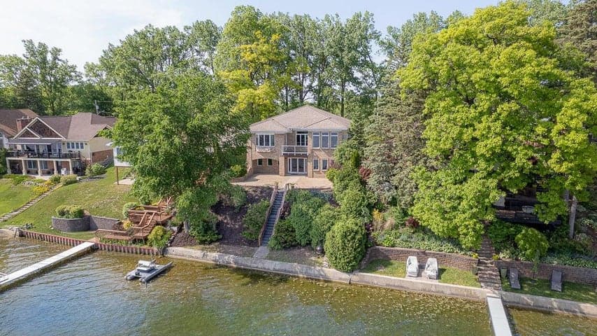 2175 Wamplers Heights Drive, Brooklyn, MI 49230
