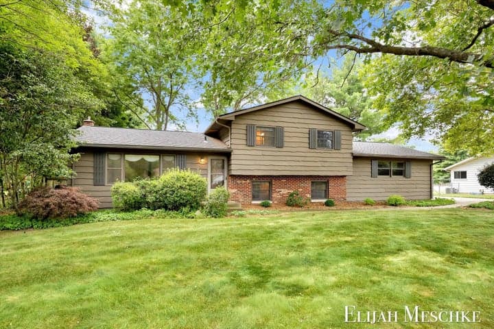6510 Twilight Avenue, Kalamazoo, MI 49048