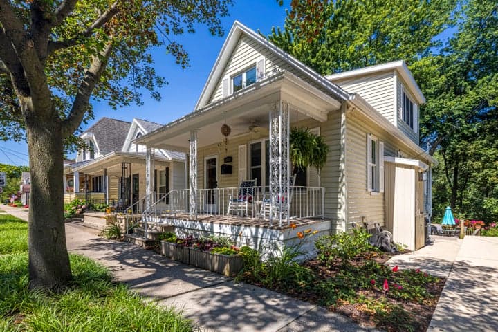 1022 Lake Boulevard, St. Joseph, MI 49085