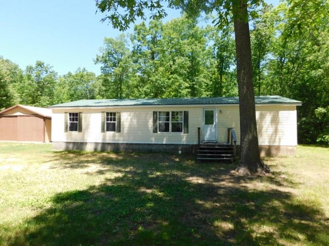 647 N Hart Road, Wellston, MI 49689