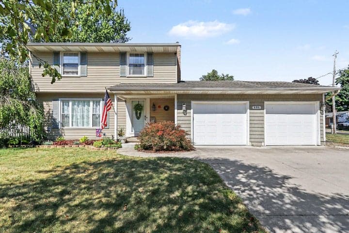 606 S Lincoln Street, Charlotte, MI 48813