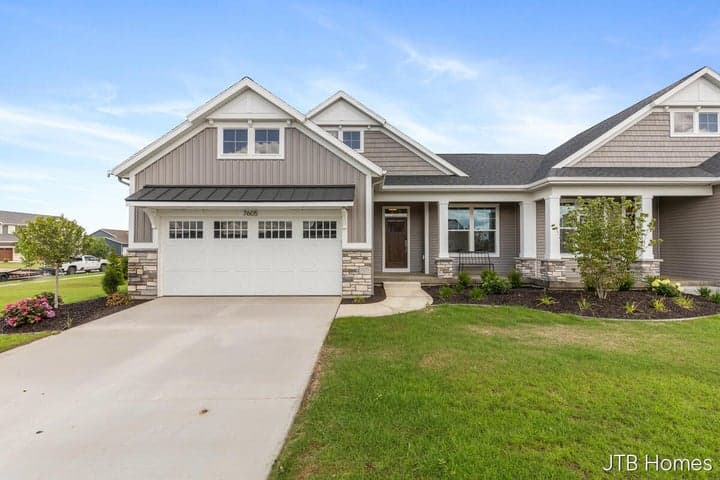 7605 Brook Villa South 135, Allendale, MI 49401