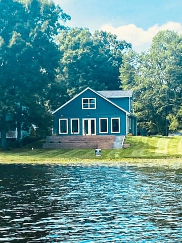 58011 Lucas Road, Three Rivers, MI 49093