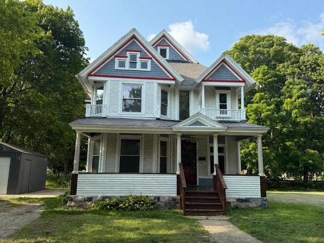 409 E Porter Street, Albion, MI 49224