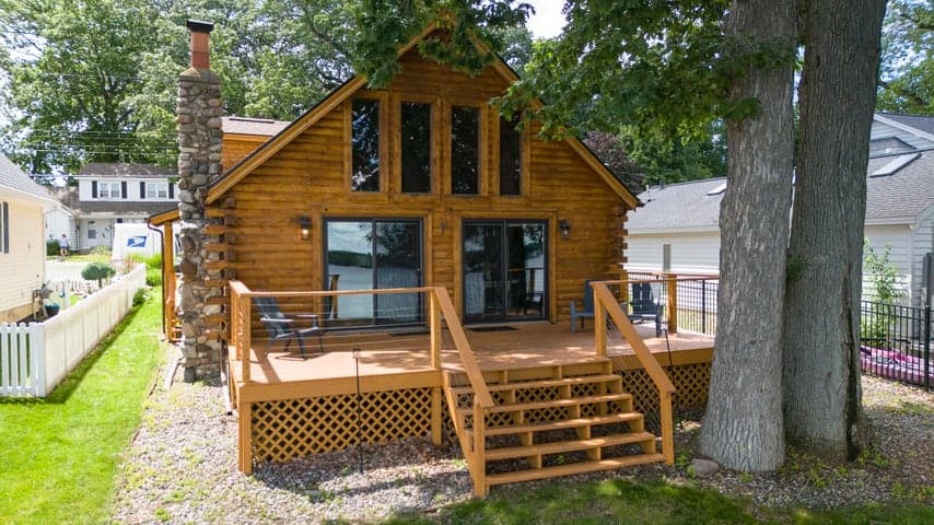 9715 Woodlawn Drive, Portage, MI 49002