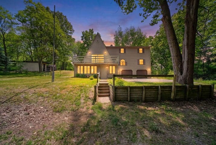 7925 Seymour Road, Grass Lake, MI 49240