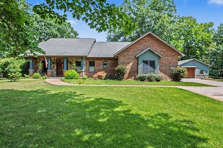 1653 Fairview Drive, Allegan, MI 49010