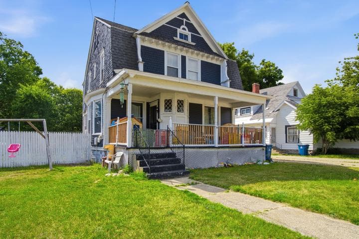 211 N Pine Street, Evart, MI 49631