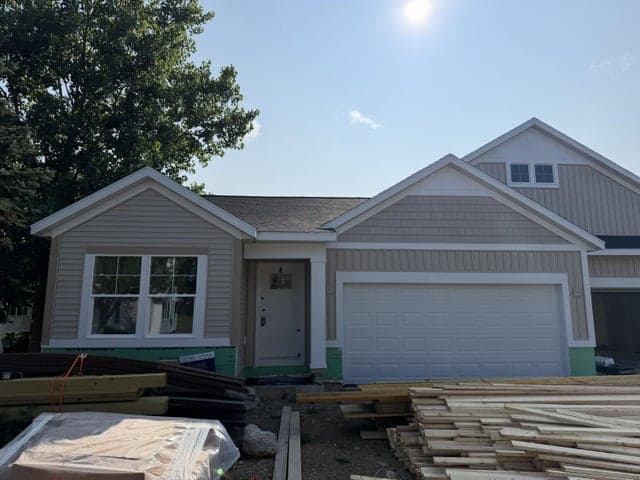 325 Round Hill Road, Kalamazoo, MI 49009