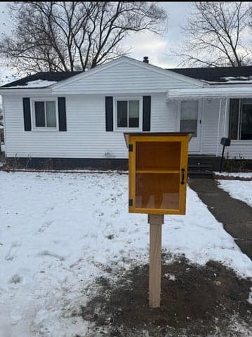 11354 Jackson Avenue, Warren, MI 48089