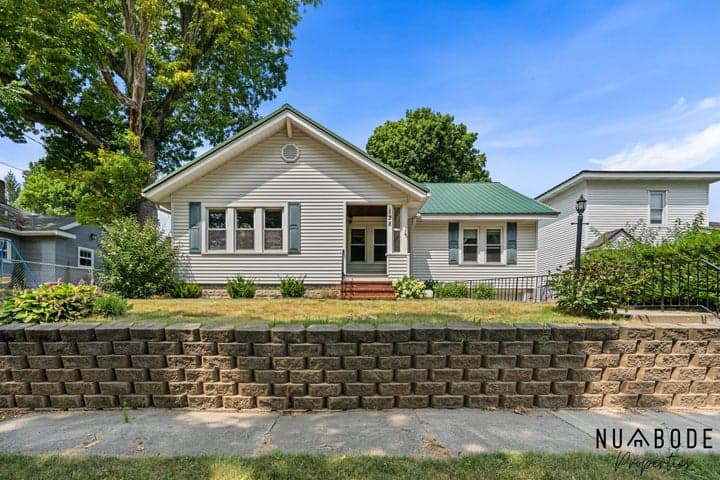 128 Tower Street, Ionia, MI 48846