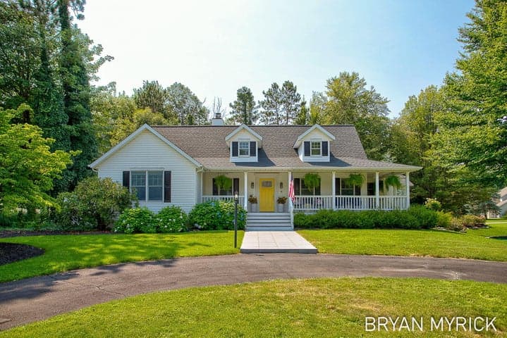 4612 Forest Lane, Holland, MI 49423