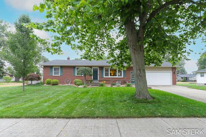 6324 Summer Drive, Hudsonville, MI 49426