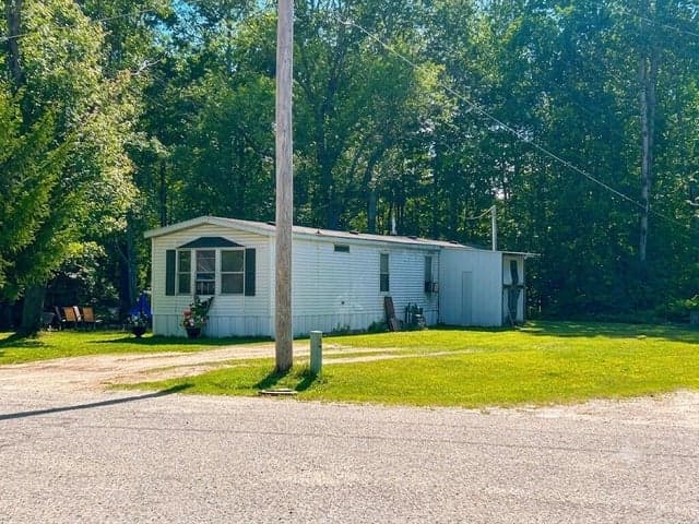 409 Hemlock Street, Lake, MI 48632