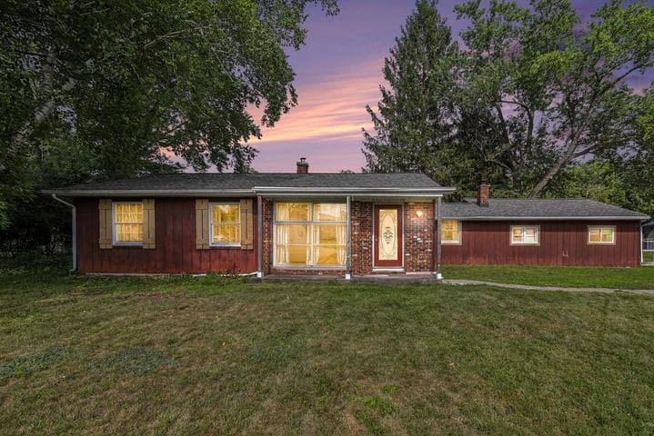 2637 Lucerne Drive, Jackson, MI 49201