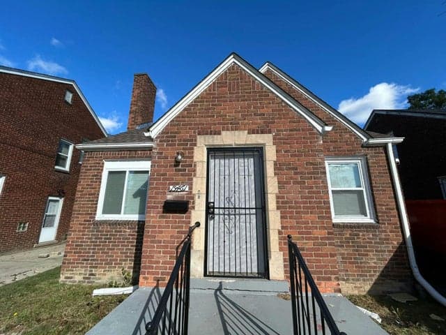 15461 Cedargrove Street, Detroit, MI 48205