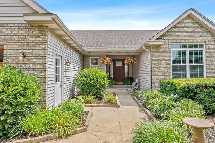 Photo 4