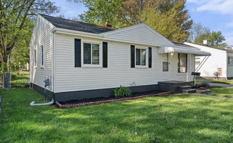 11354 Jackson Avenue, Warren, MI 48089