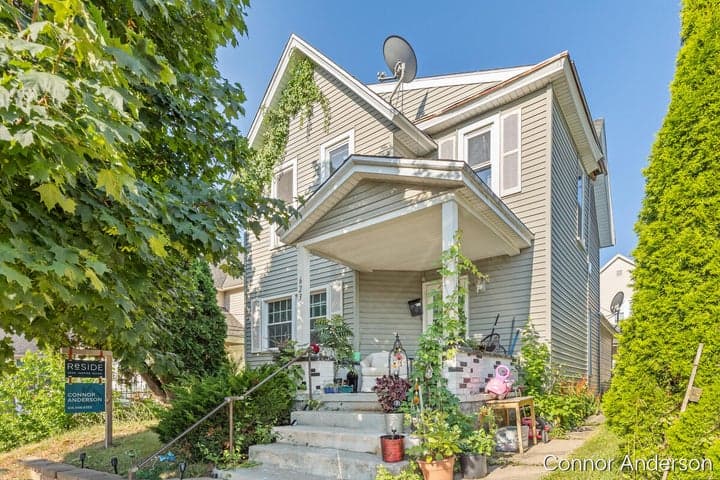 623 Lane Avenue NW 625, Grand Rapids, MI 49504