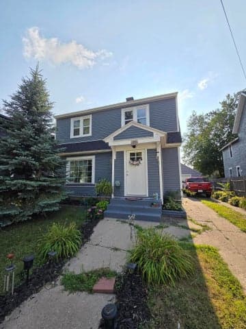 1807 College Avenue SE, Grand Rapids, MI 49507