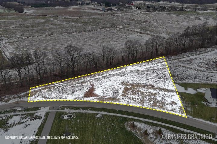 3712 Shoreside Court, Hudsonville, MI 49426