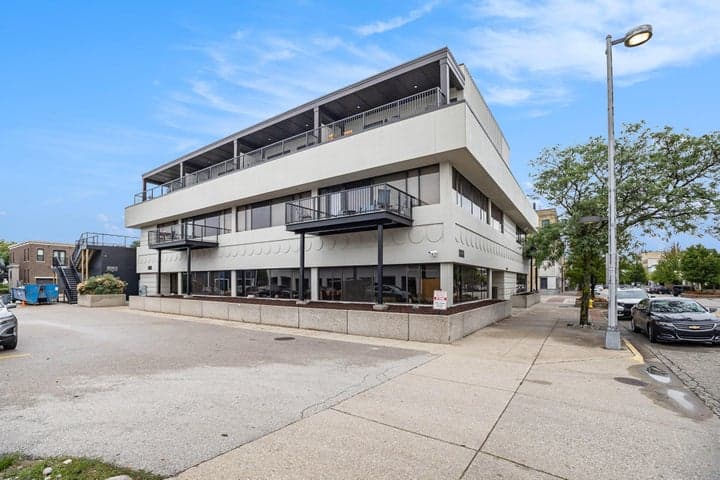300 Washington Avenue 4, Grand Haven, MI 49417