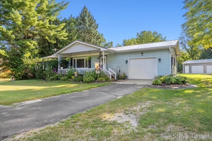 3740 E Shore Drive, Stanton, MI 48888
