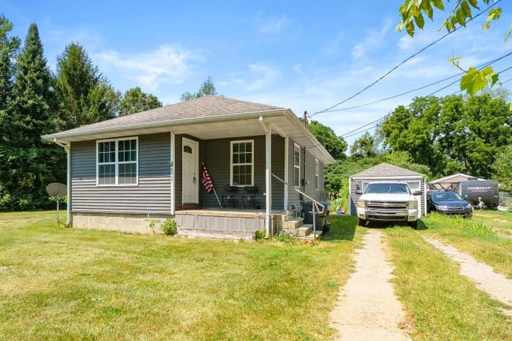 5174 Beverly Avenue, Kalamazoo, MI 49004