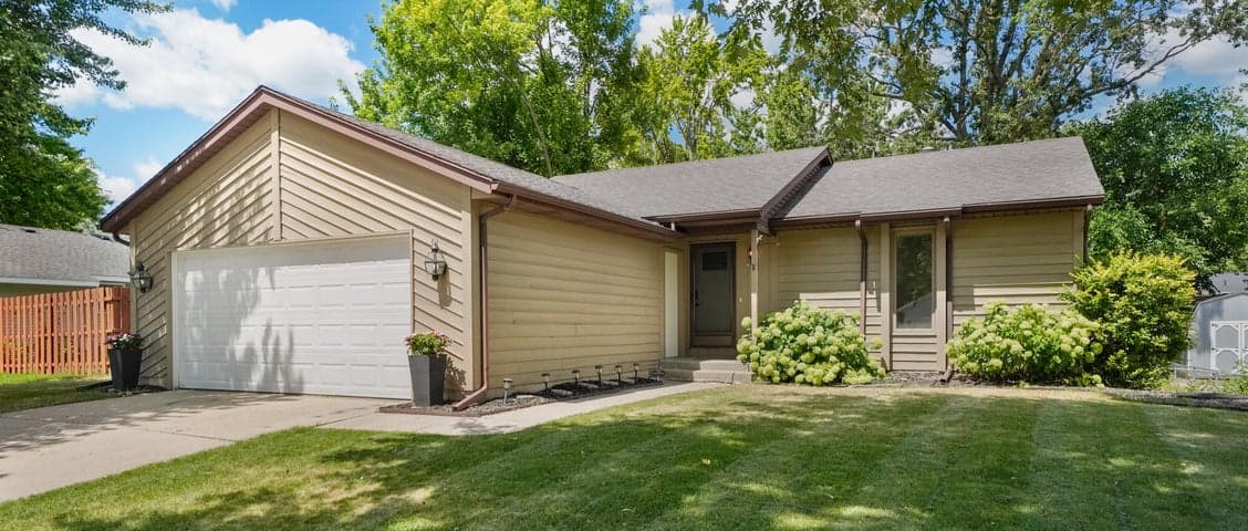 4583 Sutton Place SW, Grandville, MI 49418