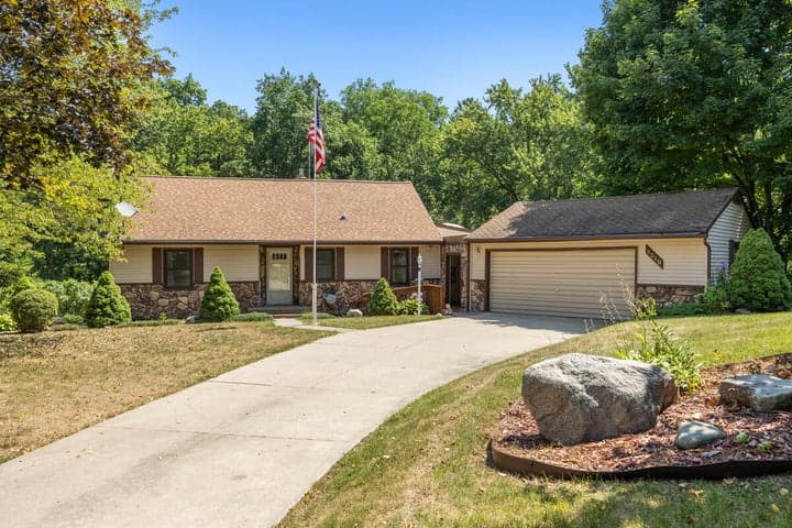 4040 Coit Avenue NE, Grand Rapids, MI 49525